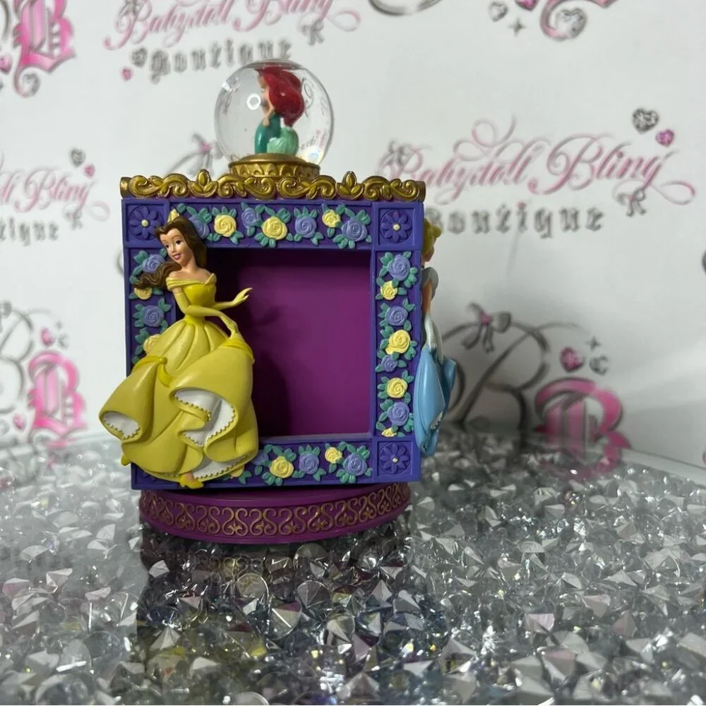 Disney Store picture frame spinable princesses rare Princess Picture Frame globe